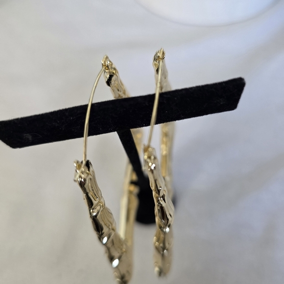 Gold Filled Large Statement Doorknocker Bamboo Hoop Earrings - Picture 8 of 9